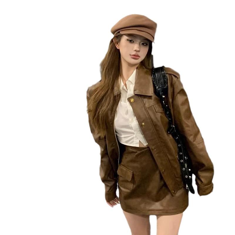 Women's Retro PU Leather Faux Sheepskin Motorcycle Jacket and Fashion Short Skirt Two-Piece Set (Spring/Autumn 2023)