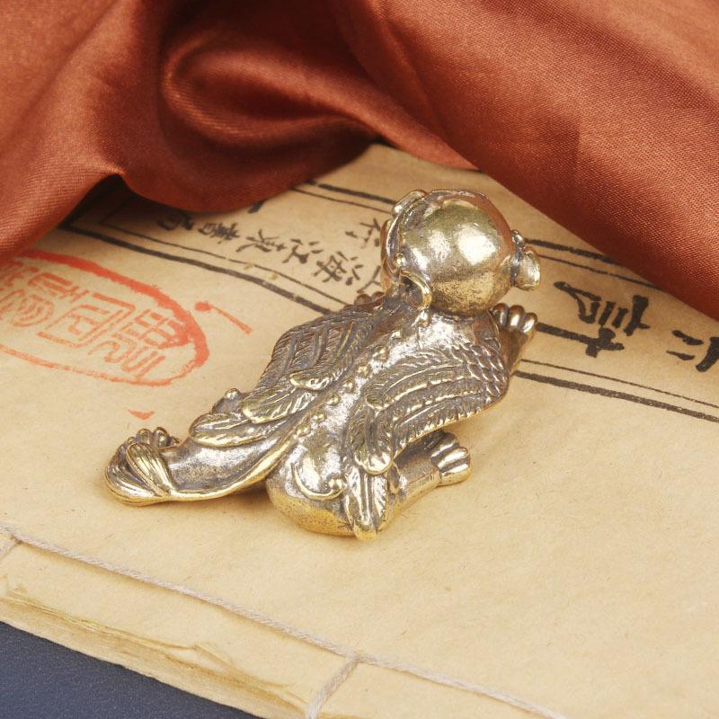 Solid Brass Flying Unicorn Desktop Ornament Auspicious Beast Bronze Sculpture Craft Collectible Tea Pet Decoration Old Bronzewar