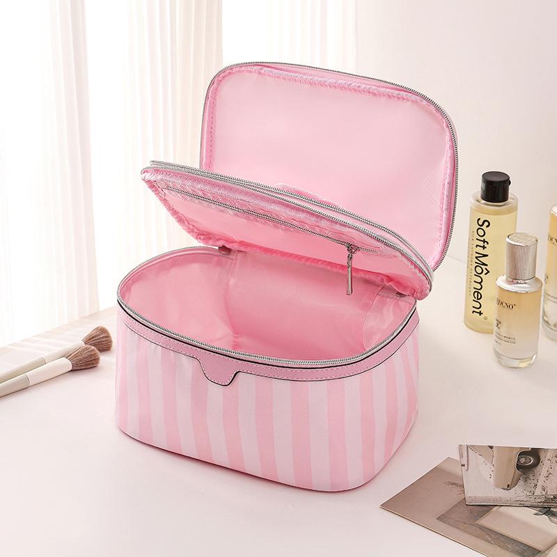 Chic Double-Layer Travel Makeup Bag: Cute, Spacious, Portable Cosmetics Organizer
