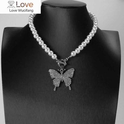 Náhrdelníky a přívěsky – Náhrdelníky