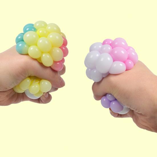 Vent Ball Toy Quick Rebound 3-Color Mixed Discolored Grape Ball Pinch Toys Stress Relief TPR Squeezing Ball Anti-stress Sensory