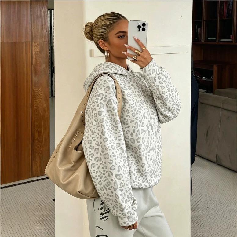 Felpa con cappuccio a stampa leopardata - Collezione Autunno/Inverno 2026 Donna