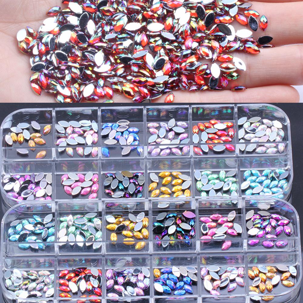 12-barevné 3x6mm Malé akrylové diamanty kočičí oko pro dekoraci nehtů a očního make-upu