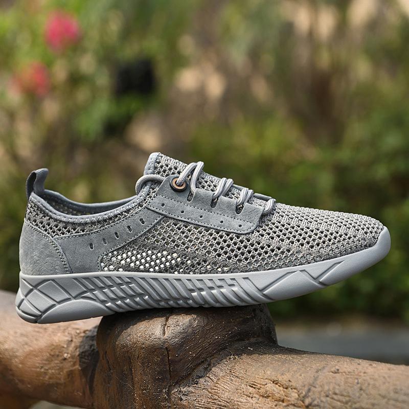 Men's shoes 2025 summer new breathable thin mesh shoes men's casual shoes lightweight soft sole hollow sports trendy shoes