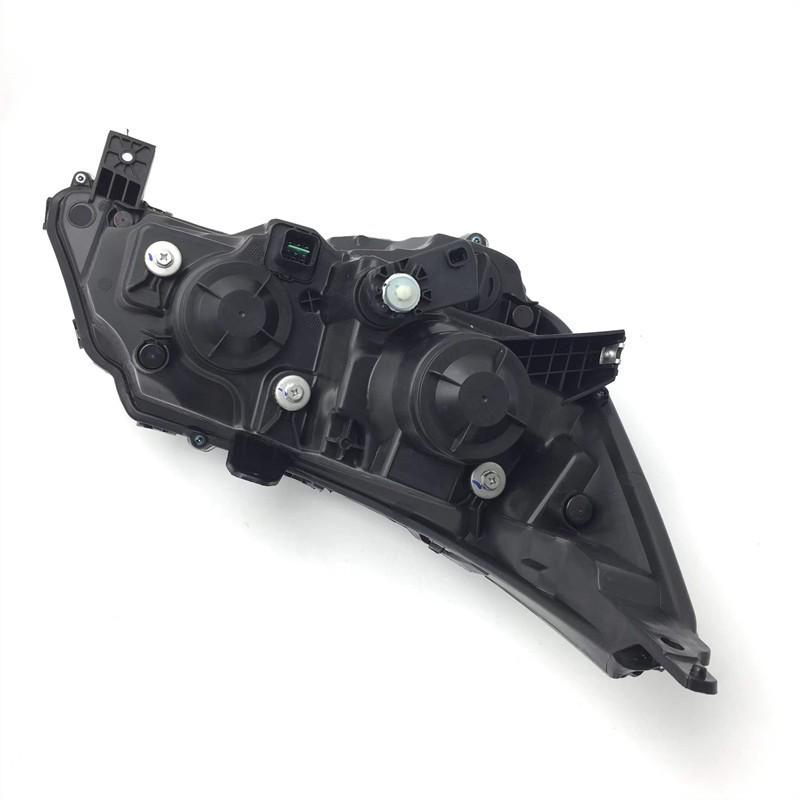 Baojun 730 Headlight Assembly: 2016 Model Front Combination Light