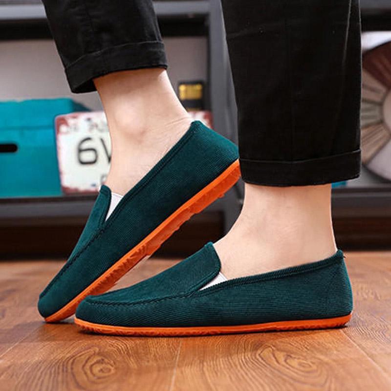 Fashion New Canvas Shoes for Men Breathable Footwear Men Casual Shoes Loafers Big Size Outdoor Walking Dring Shoes Red Men's Sneakears