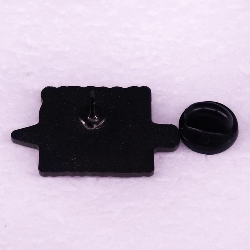 Achievement Brooch Pin