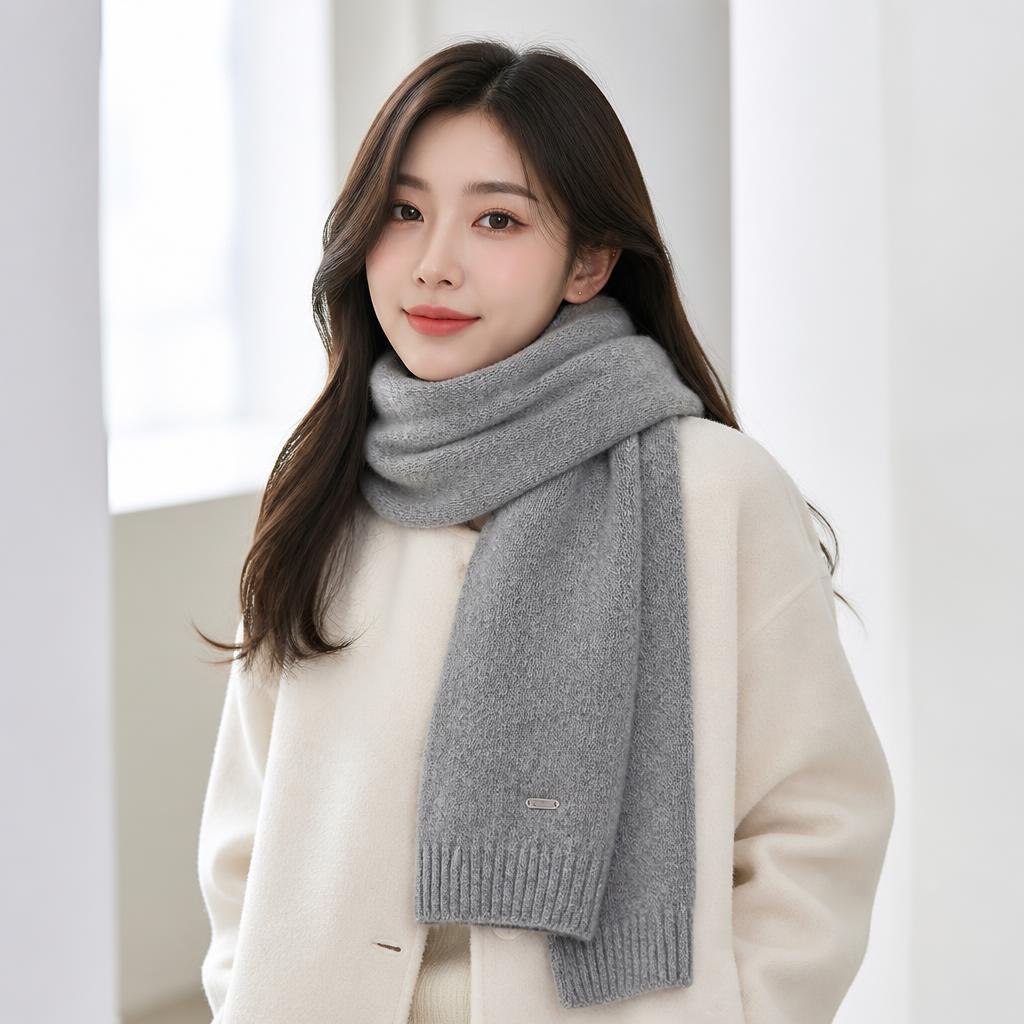 Contains Korean version of wool knitted scarf for women's winter versatile new high-end warm versatile scarf for white women