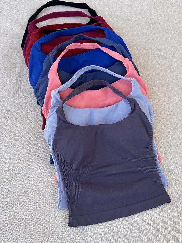 European Seamless Halter Neck Sports Vest & Ruched Yoga Shorts Set