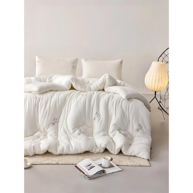 Dohia All-Season Quilt 203x229cm