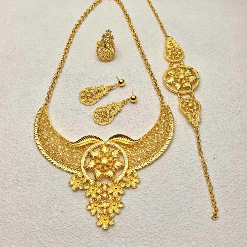 Middle East Jewelry Dubai Saudi Jewelry Bridal Necklace Earrings Ring Bracelet Four-piece Jewelry