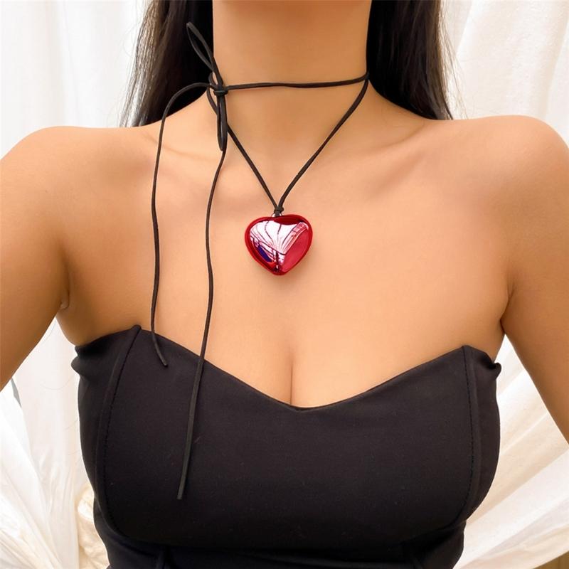 European and American Jewelry Novel Simple Love Pendant All-match Clavicle Chain Adjustable Wax Line Cold Wind Necklace