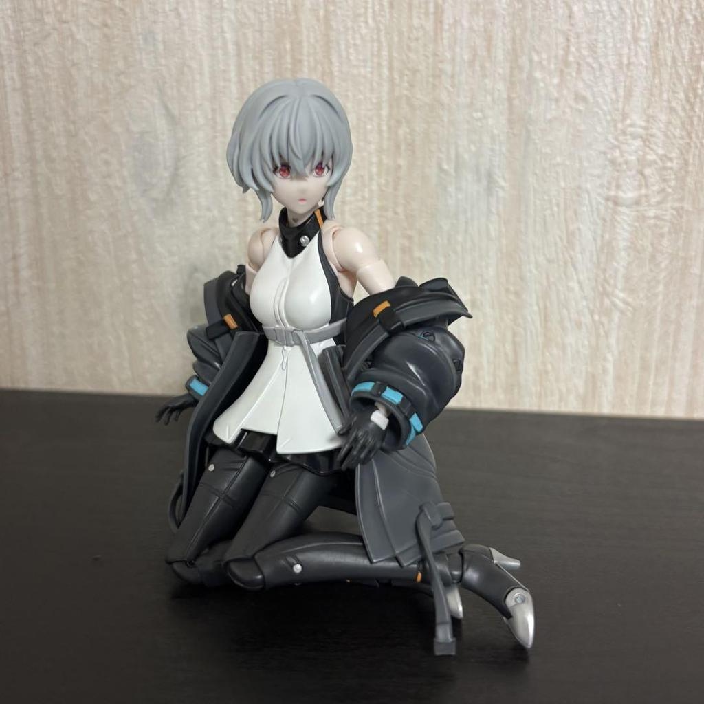 [USED] 92. Junk S.H.Figuarts Noir