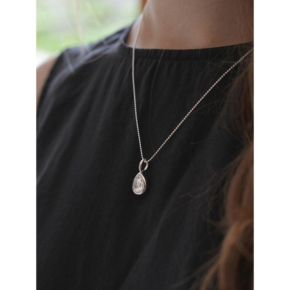 Murmur Necklace 06