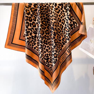 Neuer 90x90cm quadratischer Seidenschal Damen Beliebte Schals Haar Hals Bandana Leopardenmuster Stirnband Foulard Kopftuch Muslimisches Kopftuch