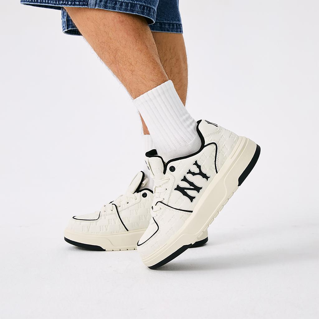 New MLB Chunky Liner Cushioning, Lightweight, Breathable Low top Skateboard Shoes Unisex Beige 3ASXE035N-50CRL