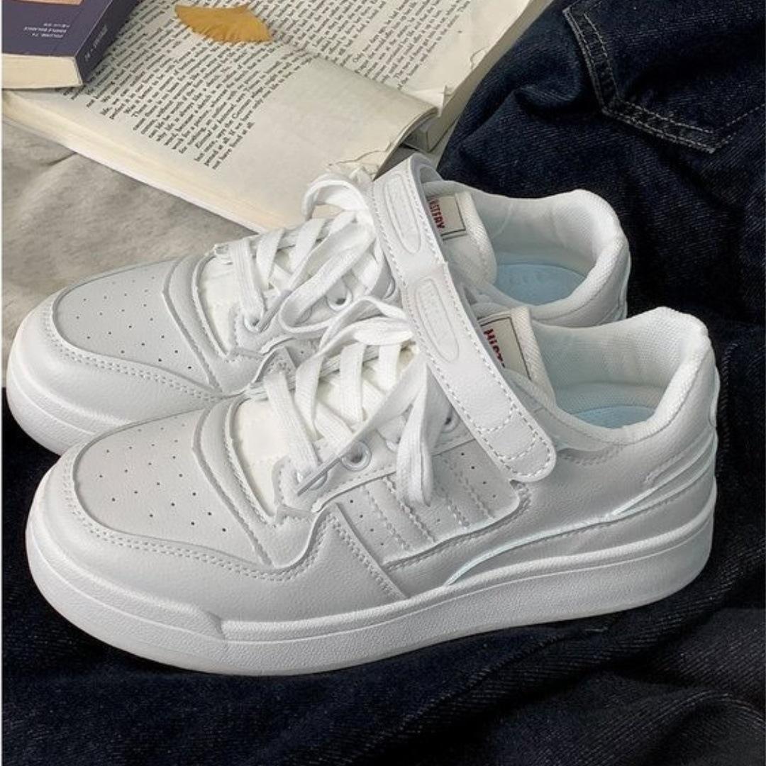 

2025 весна новые туфли в гонконгском стиле маленькие белые туфли ins супер огонь универсальные увеличивающие рост повседневные туфли детские студенческие спортивные кеды 35 белый