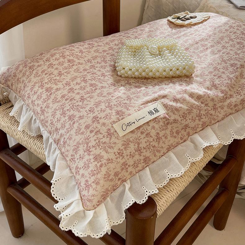 Französisches Spitzen-Buchweizenkissen mit Samt- und Prinzessinnen-Stil-Kissenbezug