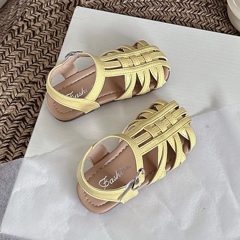Korean Style Girls' Soft Sole Roman Sandals - Summer 2026 Woven Headband Design for Little Beach Lovers