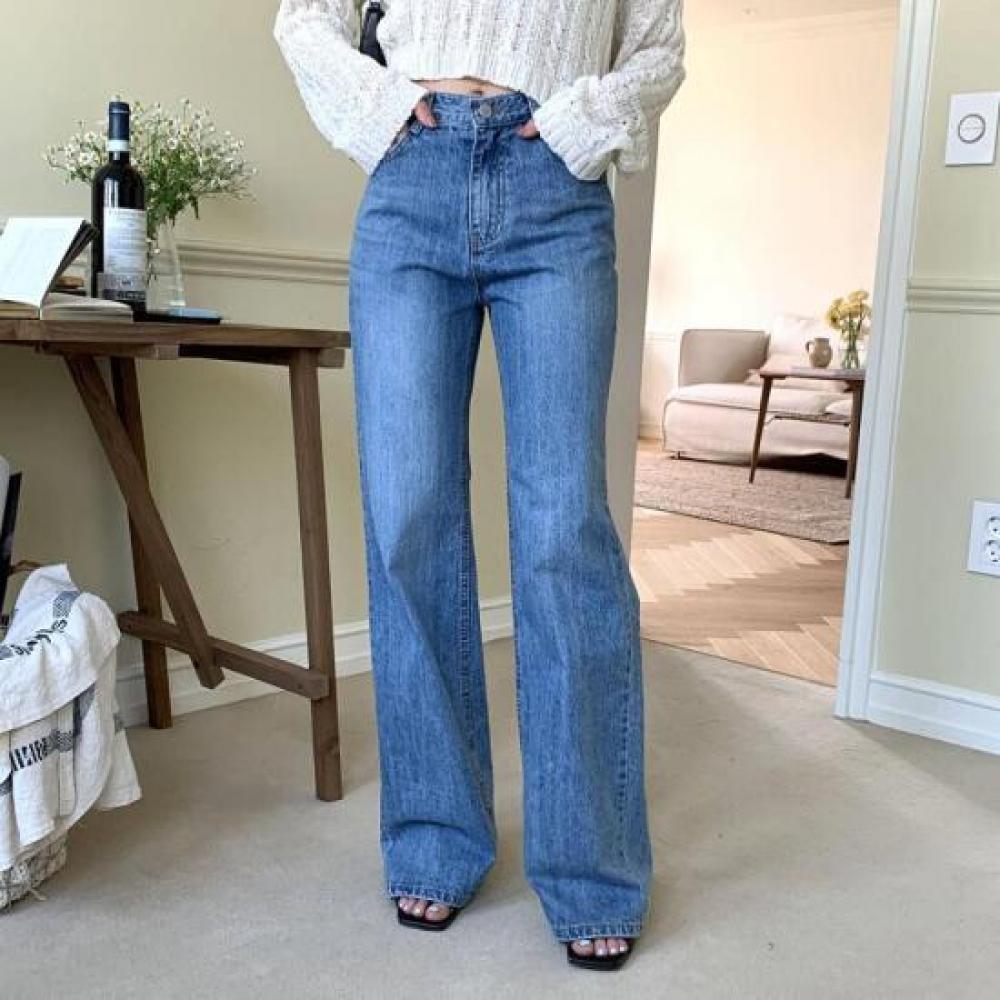 New ArrivalS Open Run Women S Denim pantS Semi Long Straight Wide