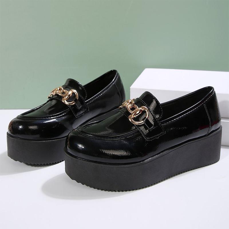 Mote Elegante Chunky Hæl Loafers Sko Kvinner Metall Detor Svarte Kilesko Kvinne Vår Høst PU Lær Loafers Sko Damer