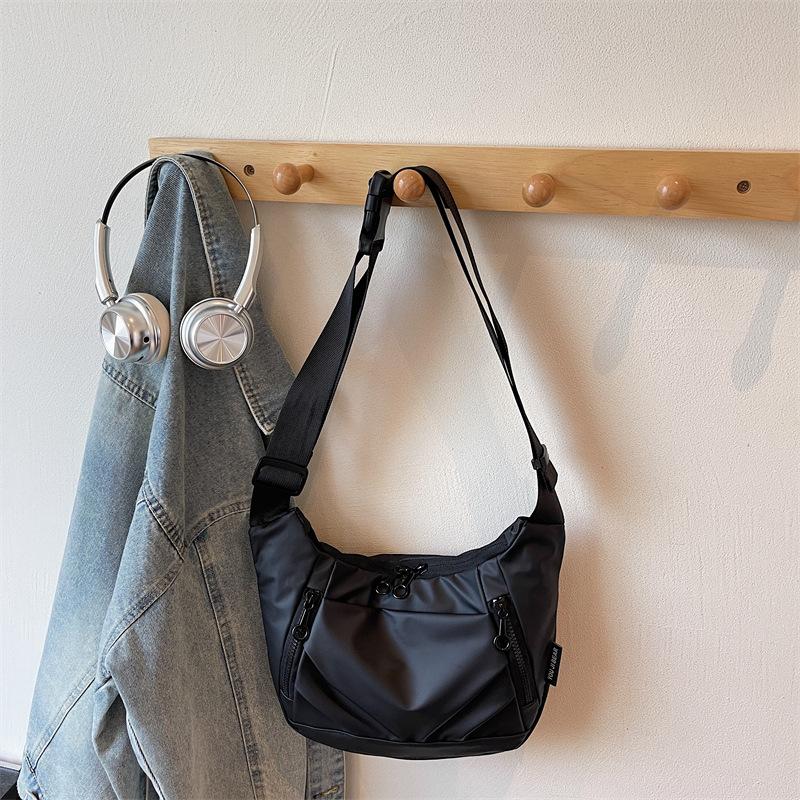 

Tote Bag Mori Series Satchel Large Capacity Shoulder Messenger Bag Light Commuter Bag Lazy Wind Sports Handbag