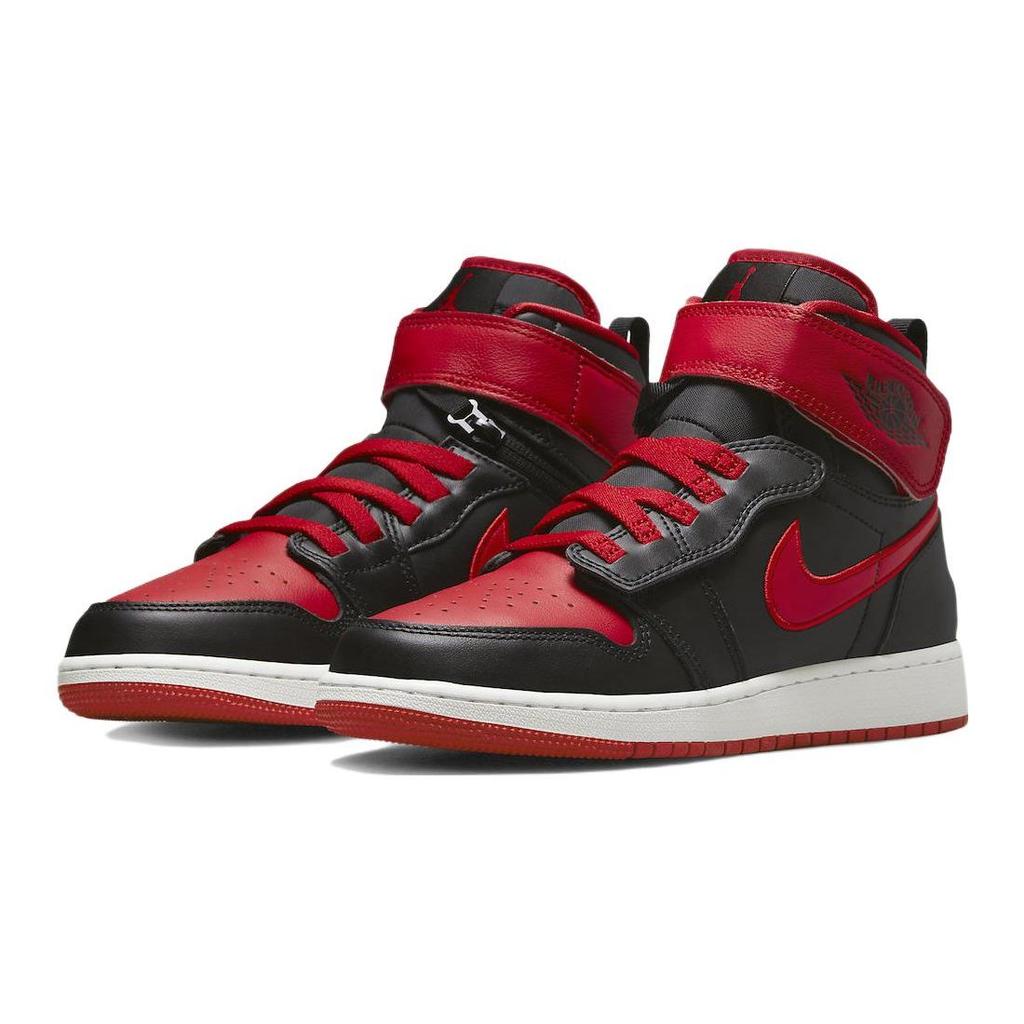 Sneakers per Bambini Air Jordan 1 High FlyEase GS Bred Nero Bianco Rosso Fuoco DC7986-060