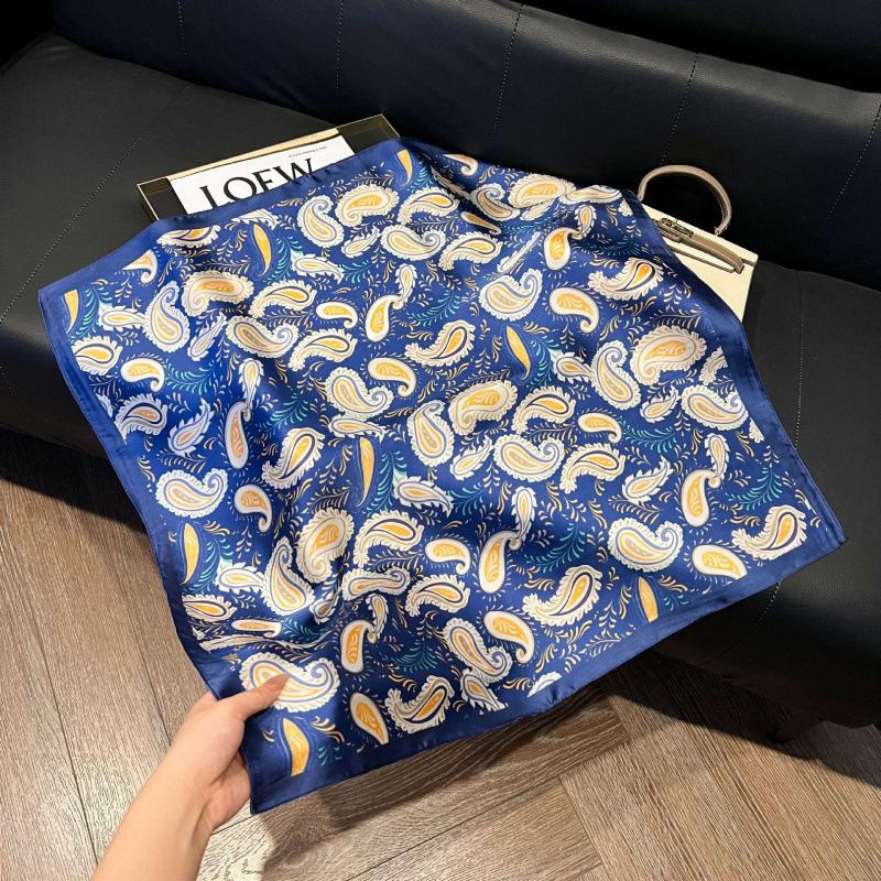 Fashion Black and White Printing Temperament Square Scarf Imitation Silk Korean Version Decorative Scarf Scarf Professional Decorative Shawl Silk Scar