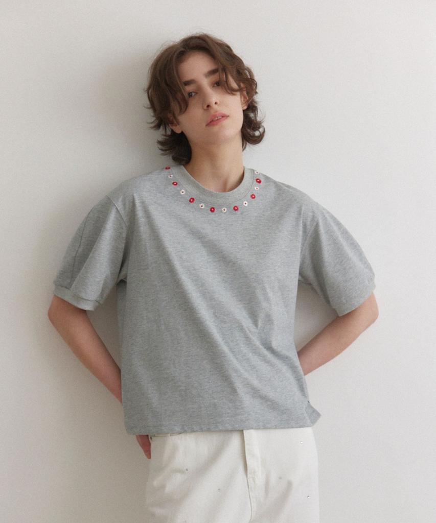 Okuka Flower Embroidered Puff T-Shirt - Gray
