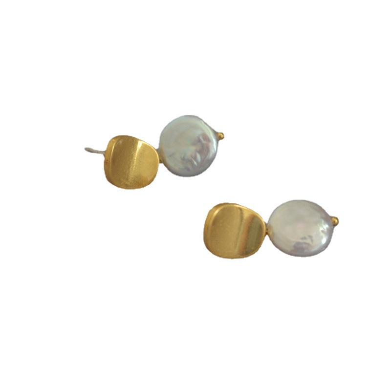Elegant Freshwater Pearl Baroque Stud Earrings with 925 Silver Needle
