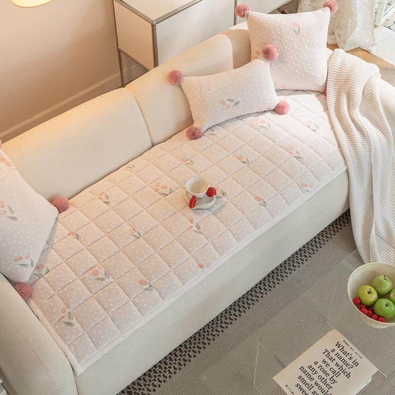 

Korean Thick Milk Velvet Sofa Cushion Flower Print Tatami Couch Cushion For Living Room Anti Slip Easy-Care Furniture Protector 70*120cm