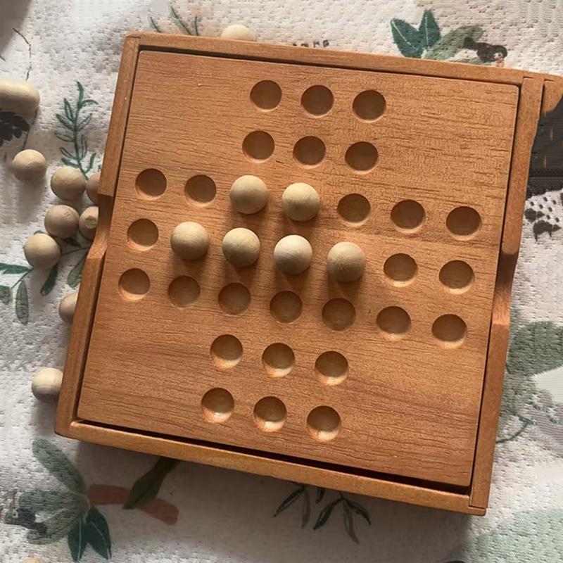 Klassiskt Europa Brädspel Enkelt Ädel Schackset Peg Solitaire Strategi Tänkande Pedagogiska Leksaker För Barn Tonåringar Vuxna