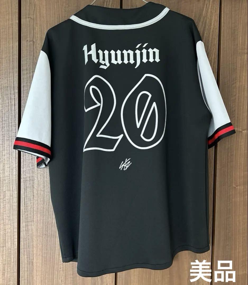 

[USED] Stray Kids Hyunjin uniform dominATE