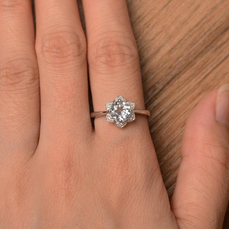 Women's Blue Aquamarine Gemstone Ring Round Cut 925 Sterling Silver Birthstone March Promise Wedding Anniversary Wear Ring