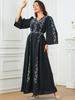 Dámské dlouhé šaty s výstřihem do V, s výšivkou a korálky - Elegantní muslimský róba