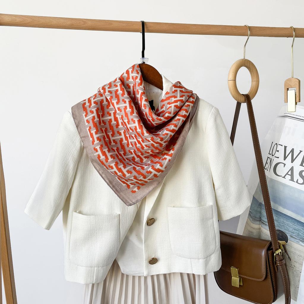 Spring And Summer Satin Long Scarf For Women Sunscreen Shawl Fashionable Beauty Scene Satin Long Scarf Versatile Travel Scarf