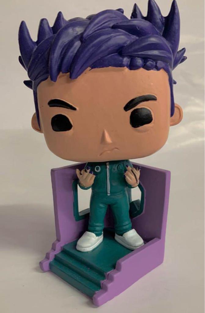 [USED] Squid Game 2 Thanos T.O.P Big Bang Figure