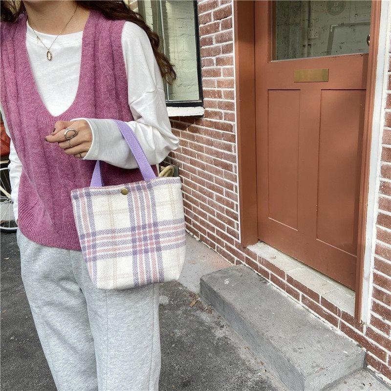 Stylish Ins Checkered Woolen Lunch Bag Chic Minimalist Tote For Everyday Use