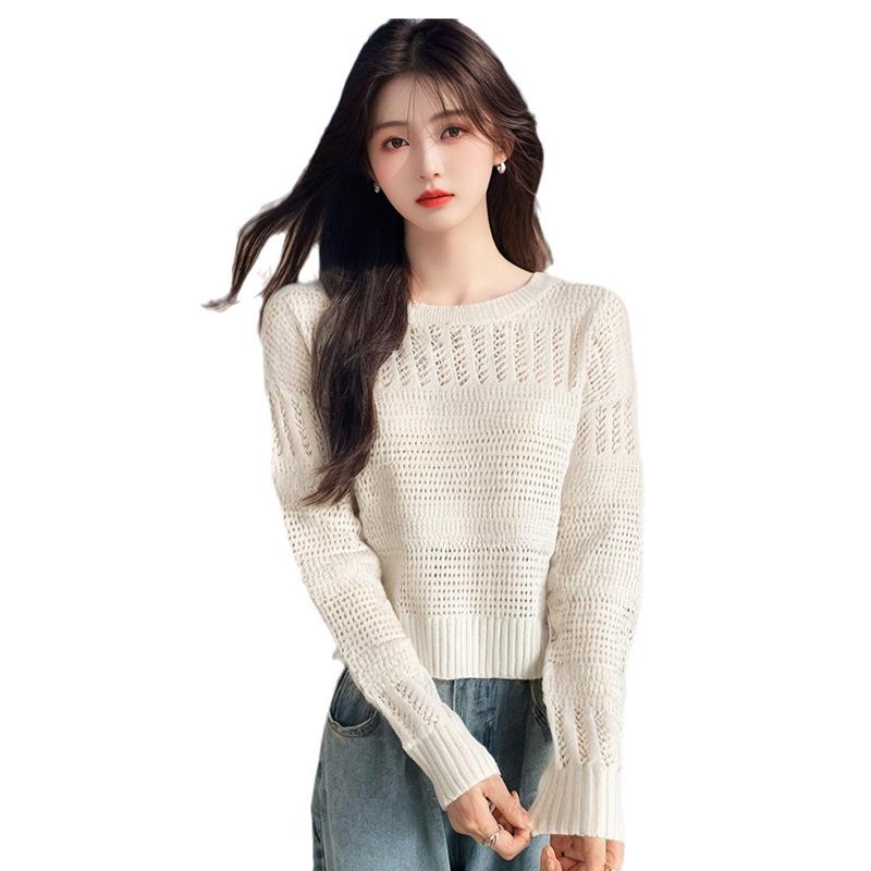 2025 Autumn Chic Loose Knit White Sweater with Round Neck for Women