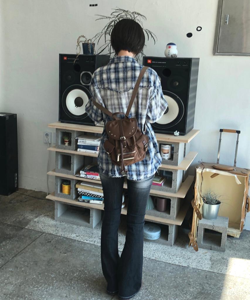 Raiment Stud Cover Point Mini Backpack_Brown