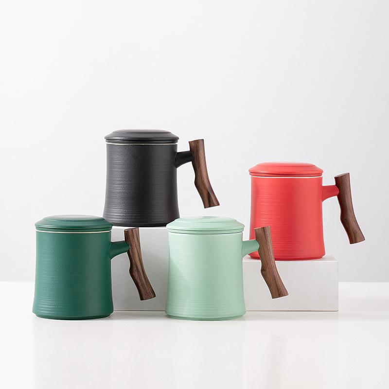 Large-Capacity Ceramic Office Cup Creative With Lid And Filter Office Cup Tea Separation Drinking Tea Breakfast Cup