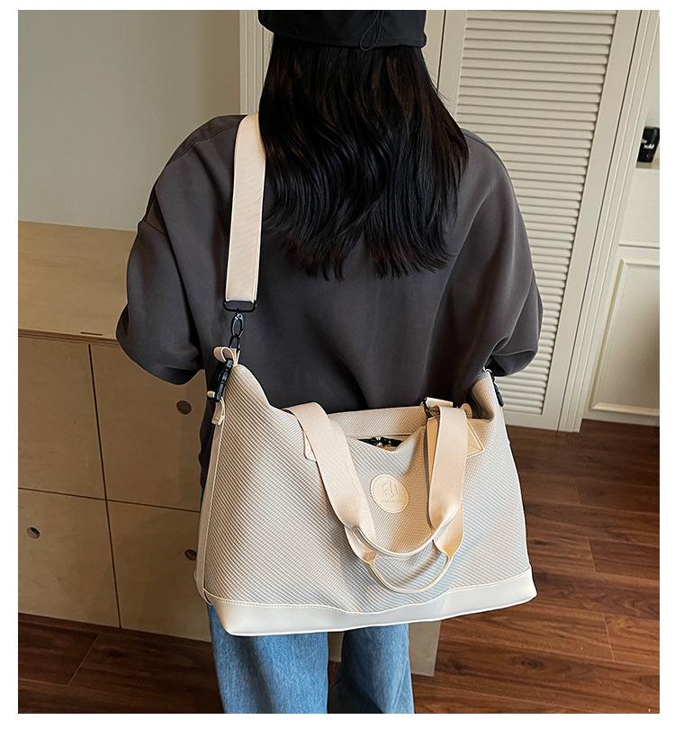 Neue leichte Mehrzweisereisetasche: Handtasche mit großem Fassungsvermögen für Fitness, Yoga, Schwimmen mit Logo-Option