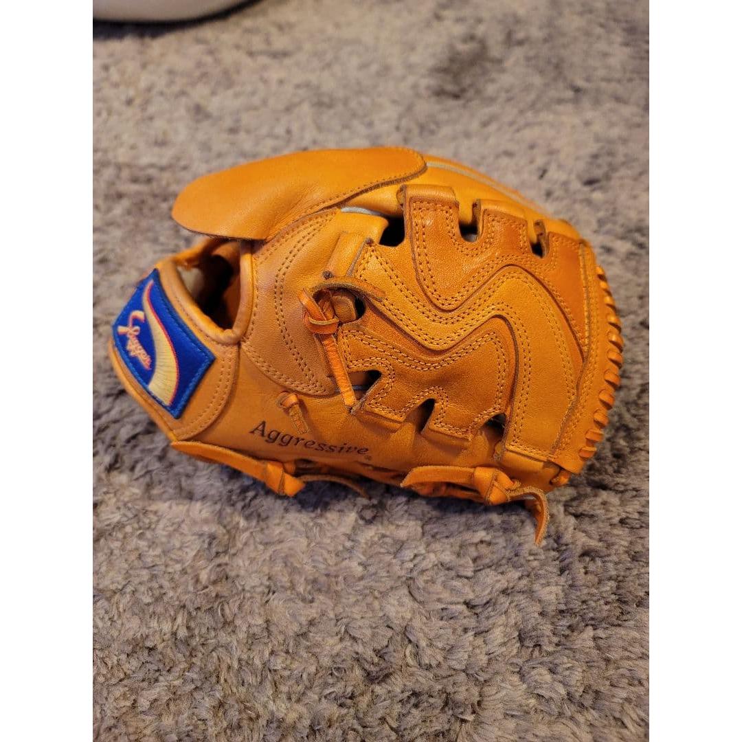 Used Kubota Slugger Soft Ball Glove KSN-11PS