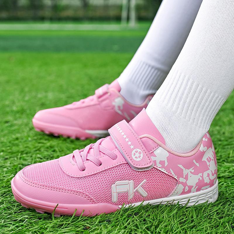 

Сетчатые детские футбольные бутсы на липучке, с шипами, TF, для юношей, для учеников начальной школы, тренировочная обувь для занятий спортом на открытом воздухе 39