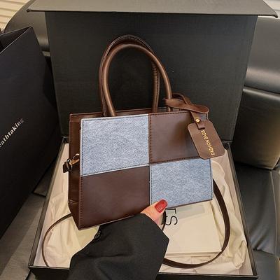 Nouveaux sacs pour femmes couleurs contrastées épissage design de niche tendance mode sac à main navette épaule messager