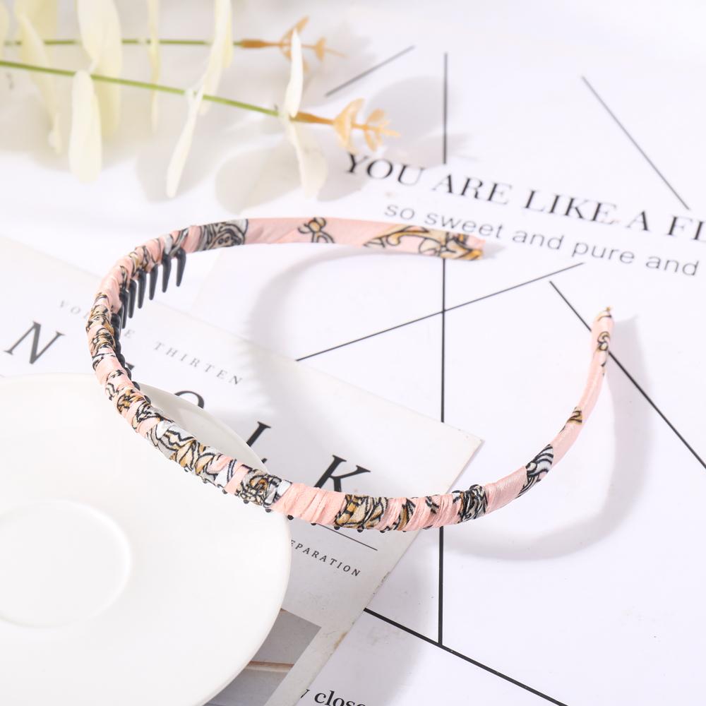 

Мода Женщины Девушки Головной убор Принт Ткань Повязка на голову Обруч для волос Безель с зубьями Женские аксессуары для волос Повязка на голову Головной убор