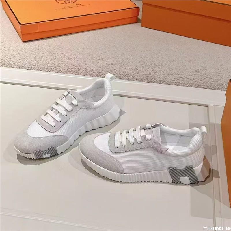 New H Cowhide Sports Breathable Trend Female Internet Celebrities with the Same Lightweight Male Couple Fashion White Shoes