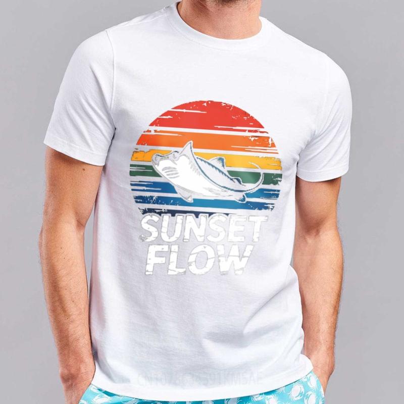 New Arrived Men Oneck tshirt Fashion Teeshirt Sunset Fish Retro Colorful Design Flow Pattern Anime Men Top tees Comfort Tshirt