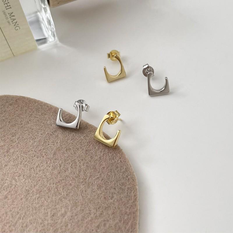 

Yinruitai S925 Стерлинговое Серебро Геометрические Серьги-Пуссеты - Женская Высококлассная Легкая Роскошь, Новый Модный Дизайн 2022 925 Silver