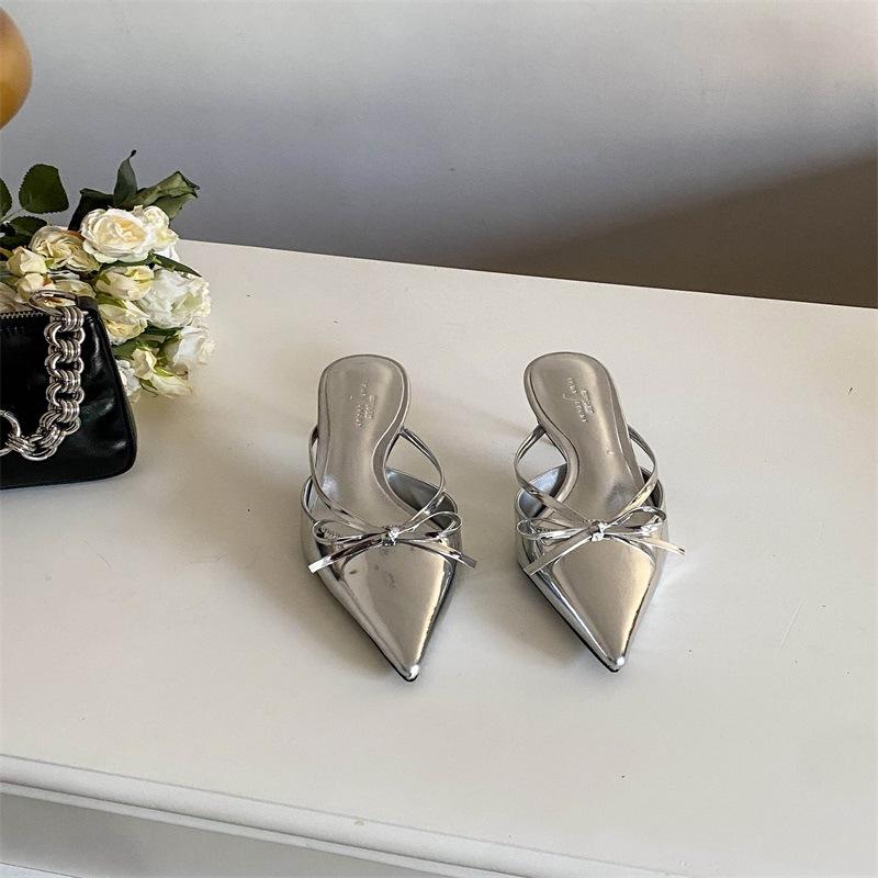 Spring And Autumn Light Baotou Women'S Shoes Silver Bow Ornament Pointed Cat Heel Dew And Muller Sandals